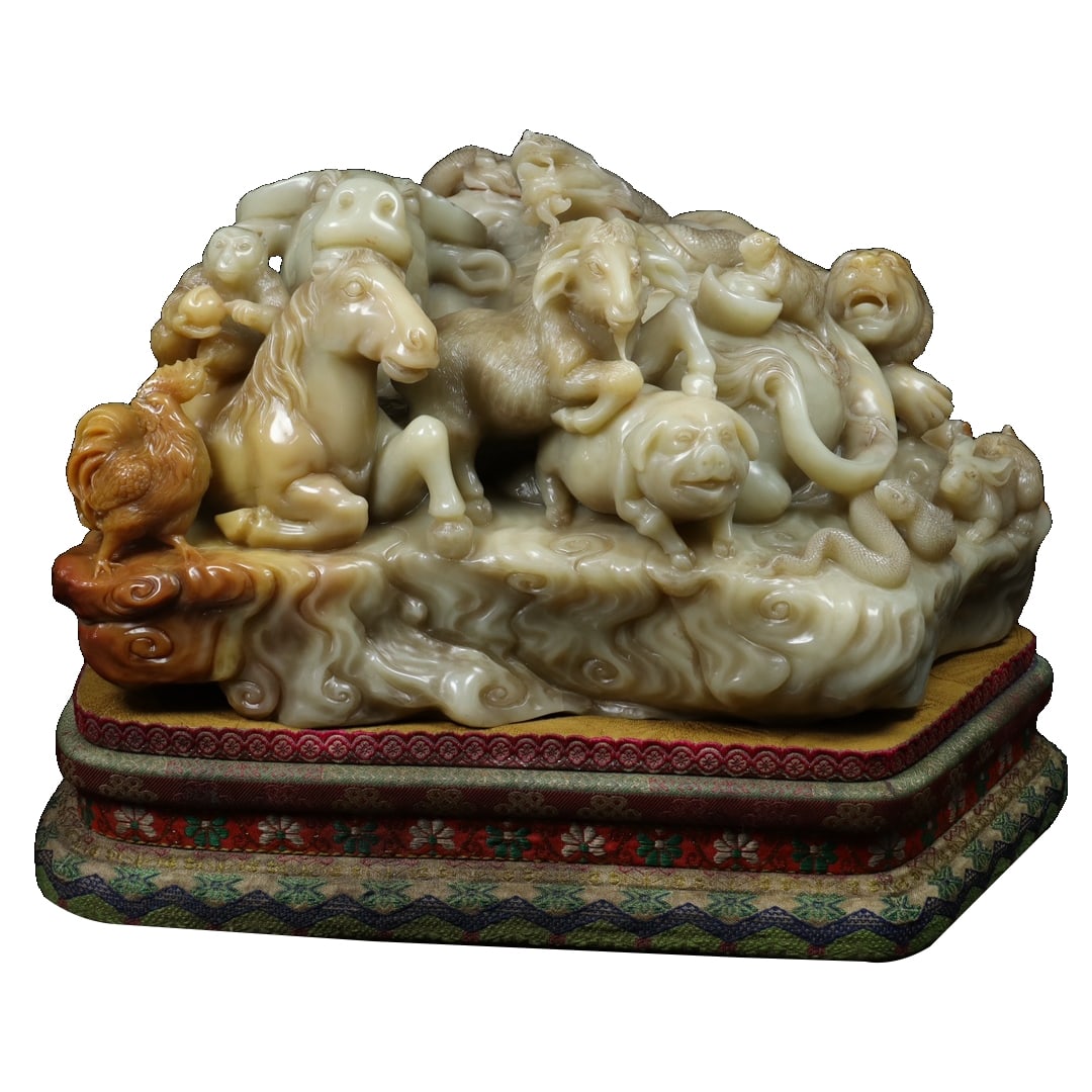 Qing Dynasty Shoushan Stone Carved Large Ornament of the Twelve Chinese Zodiac Animals: Made by the Imperial Household Department during the Qianlong period of the Qing Dynasty, this large ornament features intricate carvings of the twelve zodiac animals on white marble. The craftsmanshi