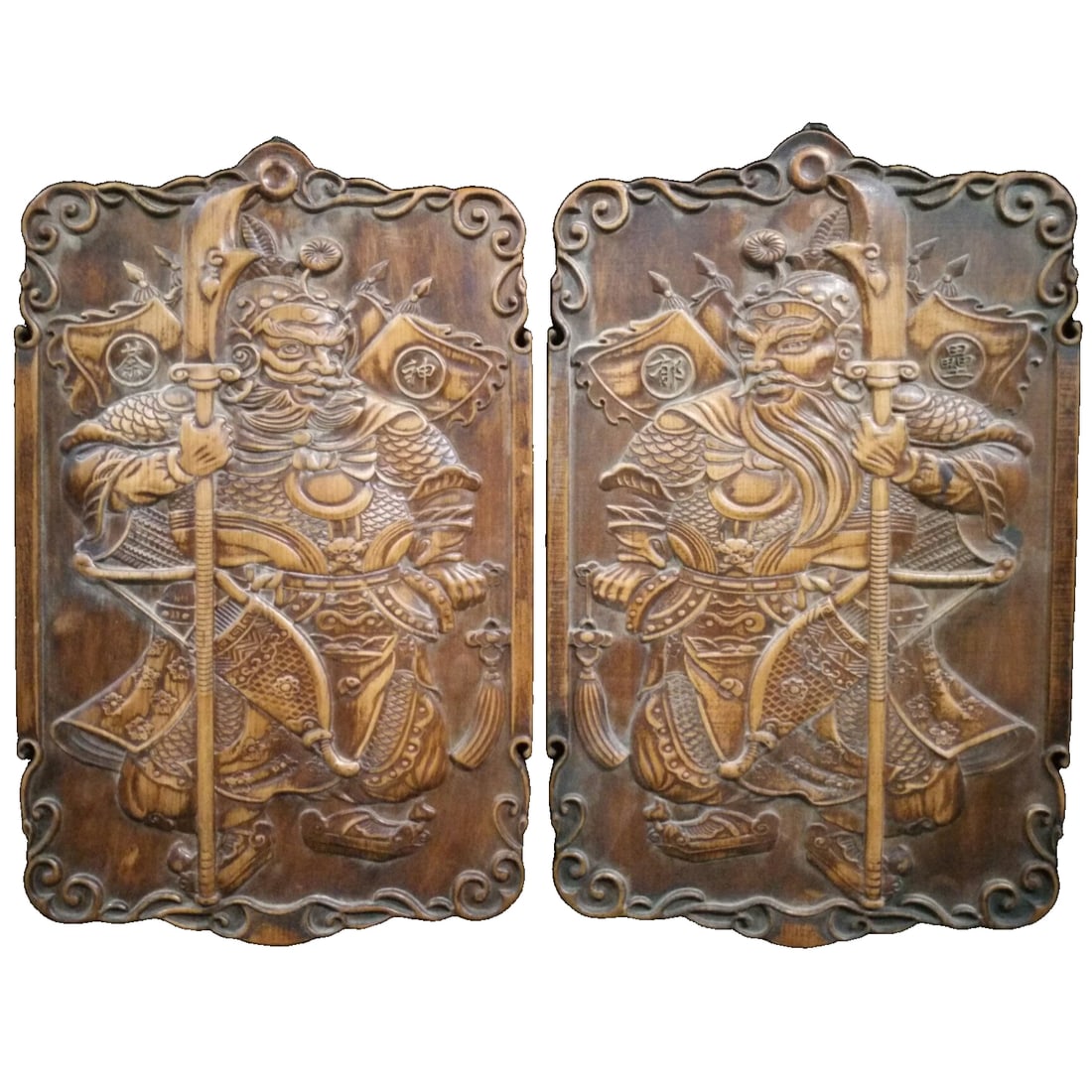 A pair of huanghuali wood door gods.: A pair of yellow rosewood door gods"Yulei · Shentu" ancient style stern · are two door gods revered by the Han people. Their dignified faces and heroic postures embody the Han people's beautiful