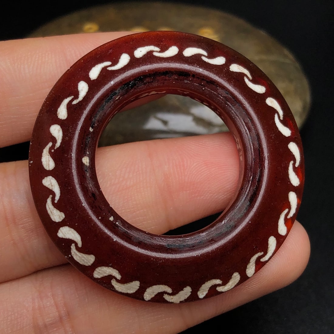 Old Agate Peace Ring - 10