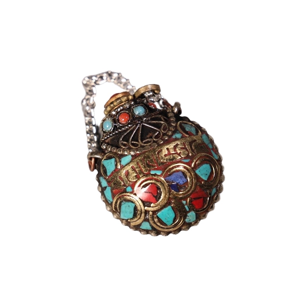 Copper inlaid gemstone snuff bottle (1 of 9)