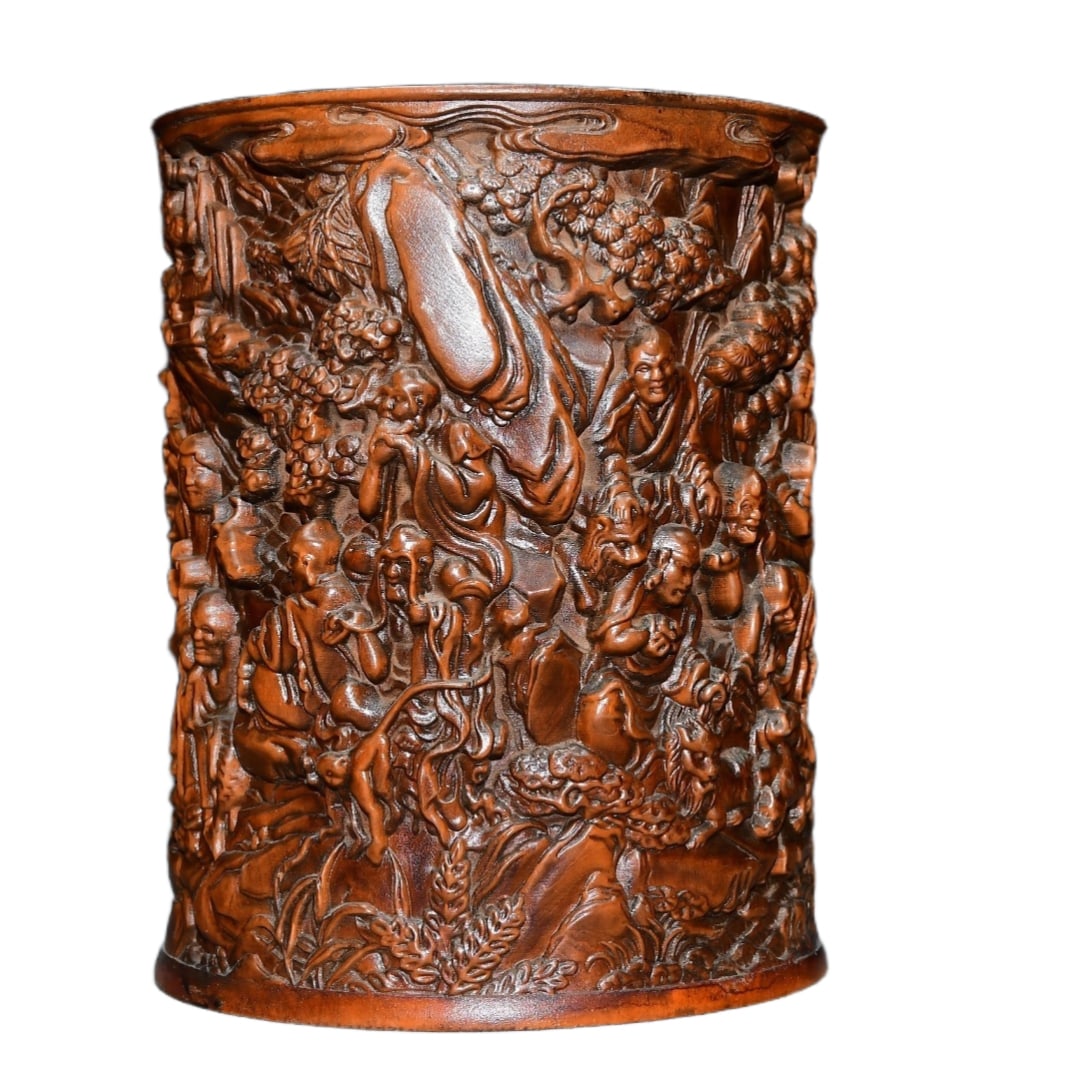 Boxwood pen holder with eighteen arhats (1 of 9)
