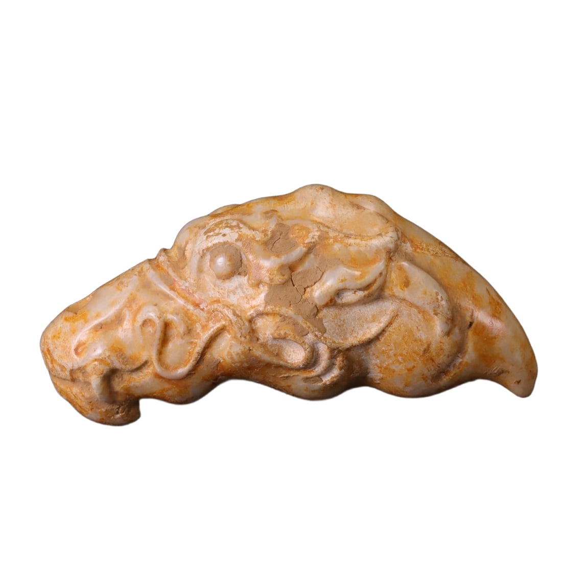 Jade pendant: The jade pendant measures 6x2.2x2.7cm and weighs 36 grams. It features a unique design resembling ancient mythical beasts, with smooth and natural lines. The design combines traditional auspicious clo