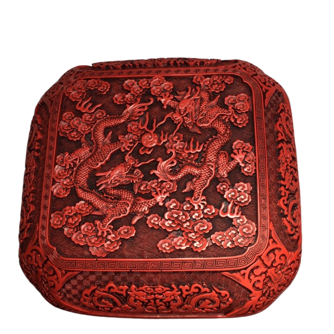 Red lacquerware box ornament (1 of 10)