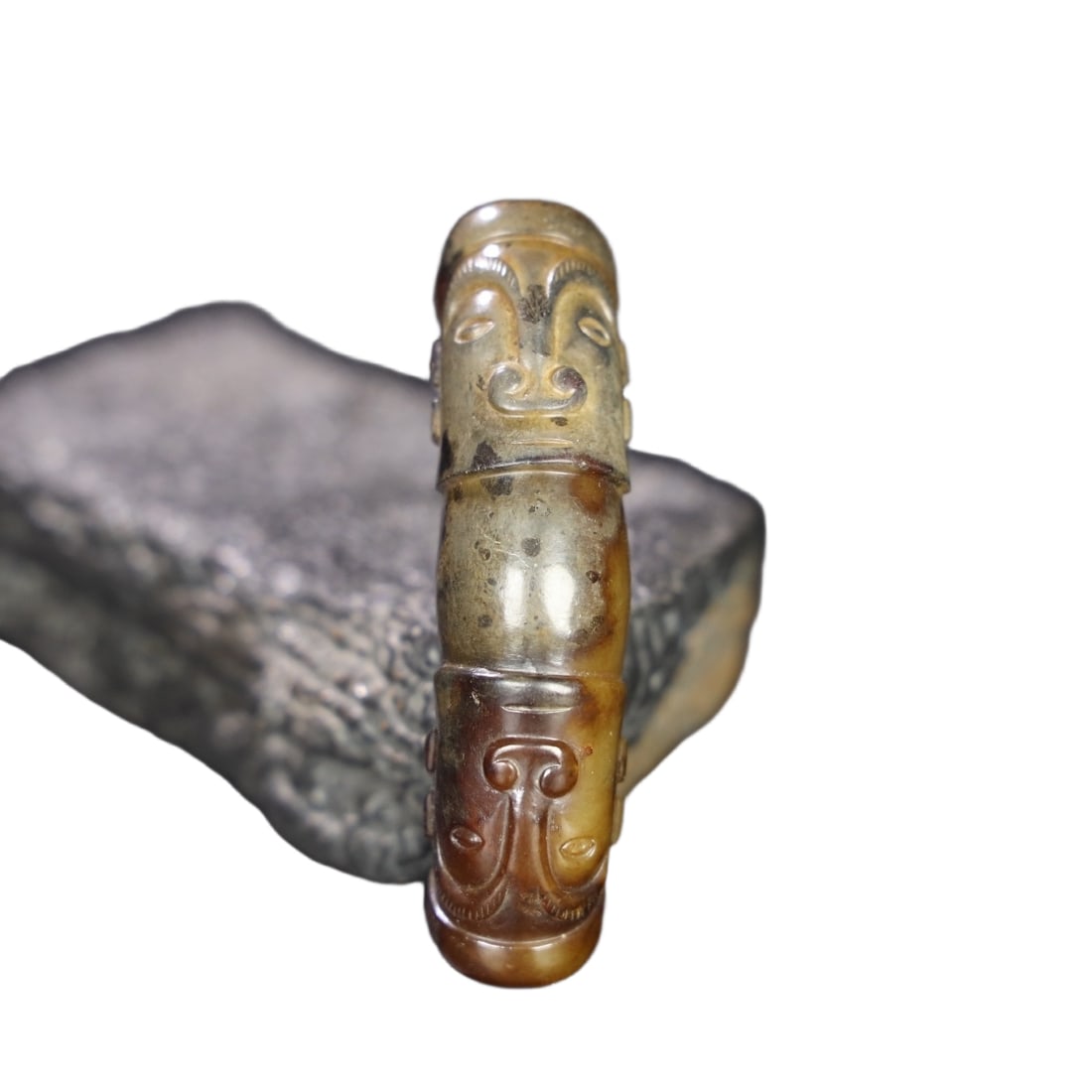 Hetian jade pendant (1 of 10)