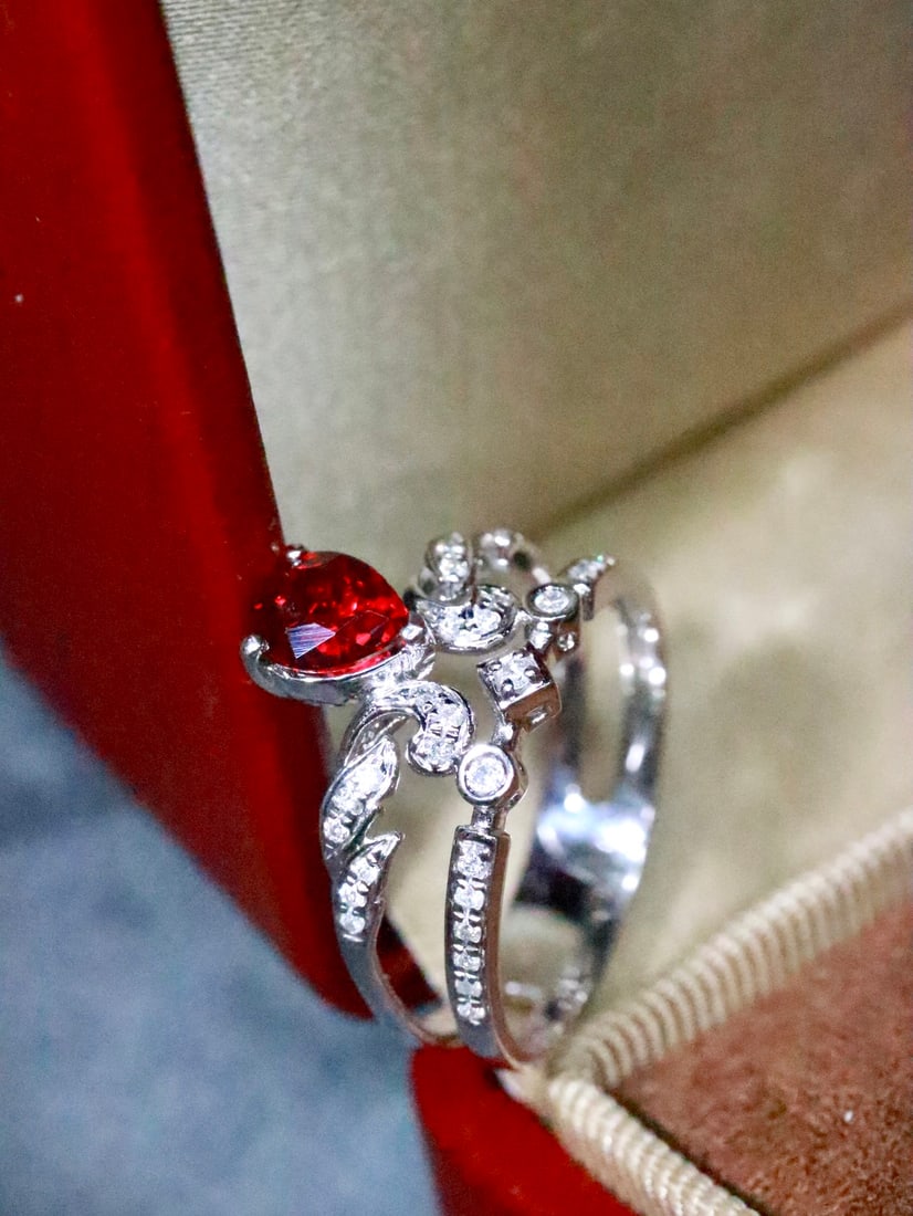 18K Gold Natural Ruby Ring - 5