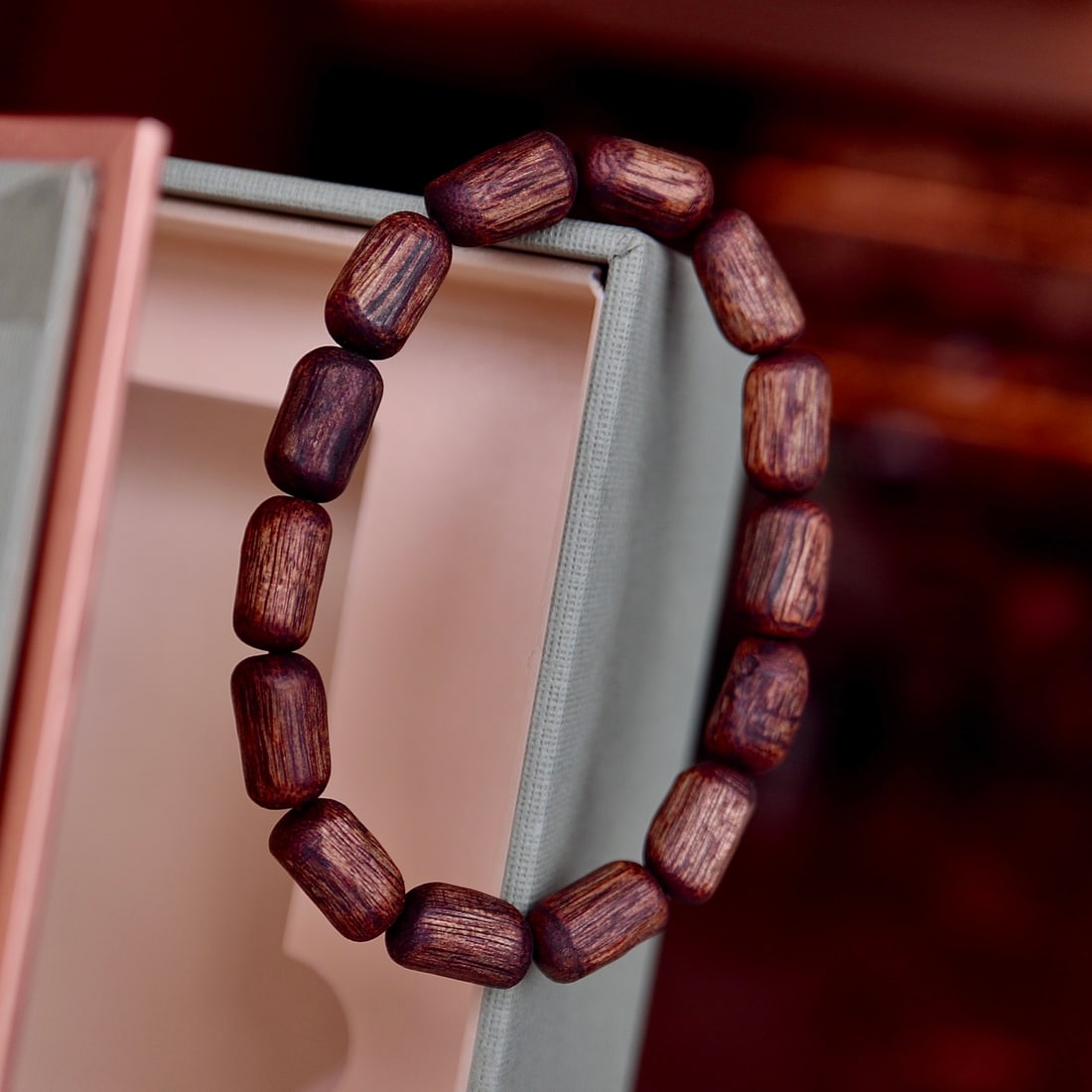 Natural Agarwood Bracelet: Natural agarwood aloeswood bracelet 13-15mm, weighs approximately 6 grams.