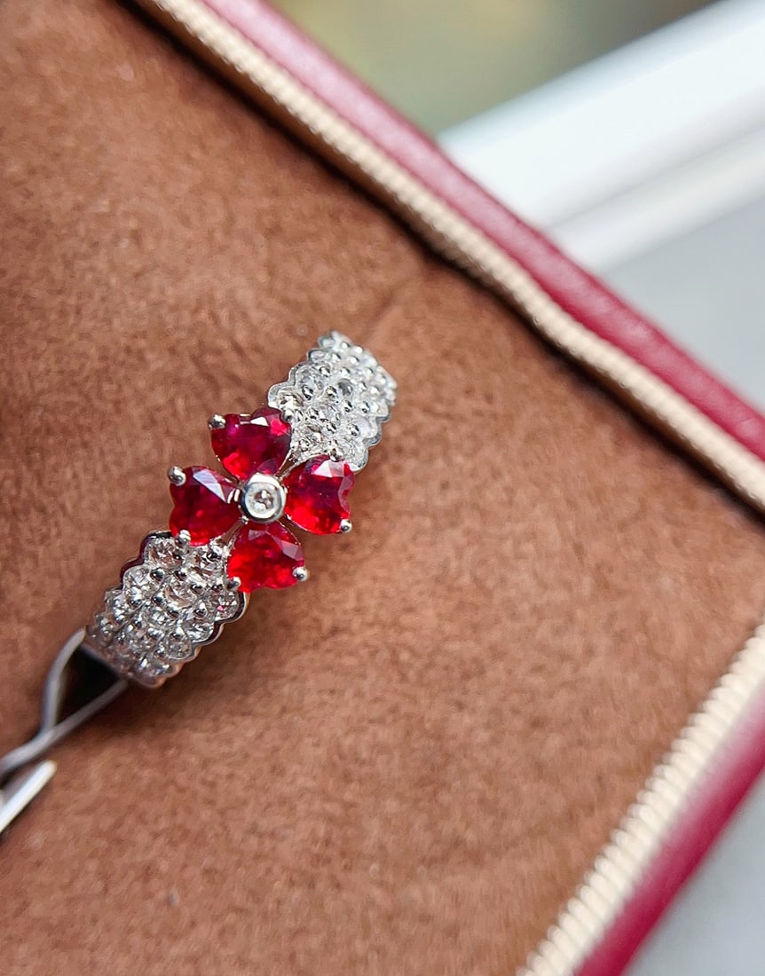 18K Gold Ruby Ring - 4