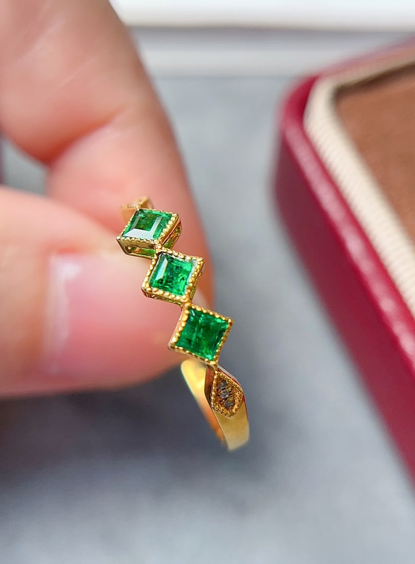 18K gold emerald ring - 4