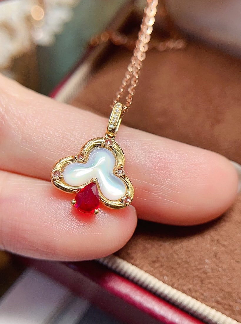 18K Gold Natural Ruby Pendant - 4