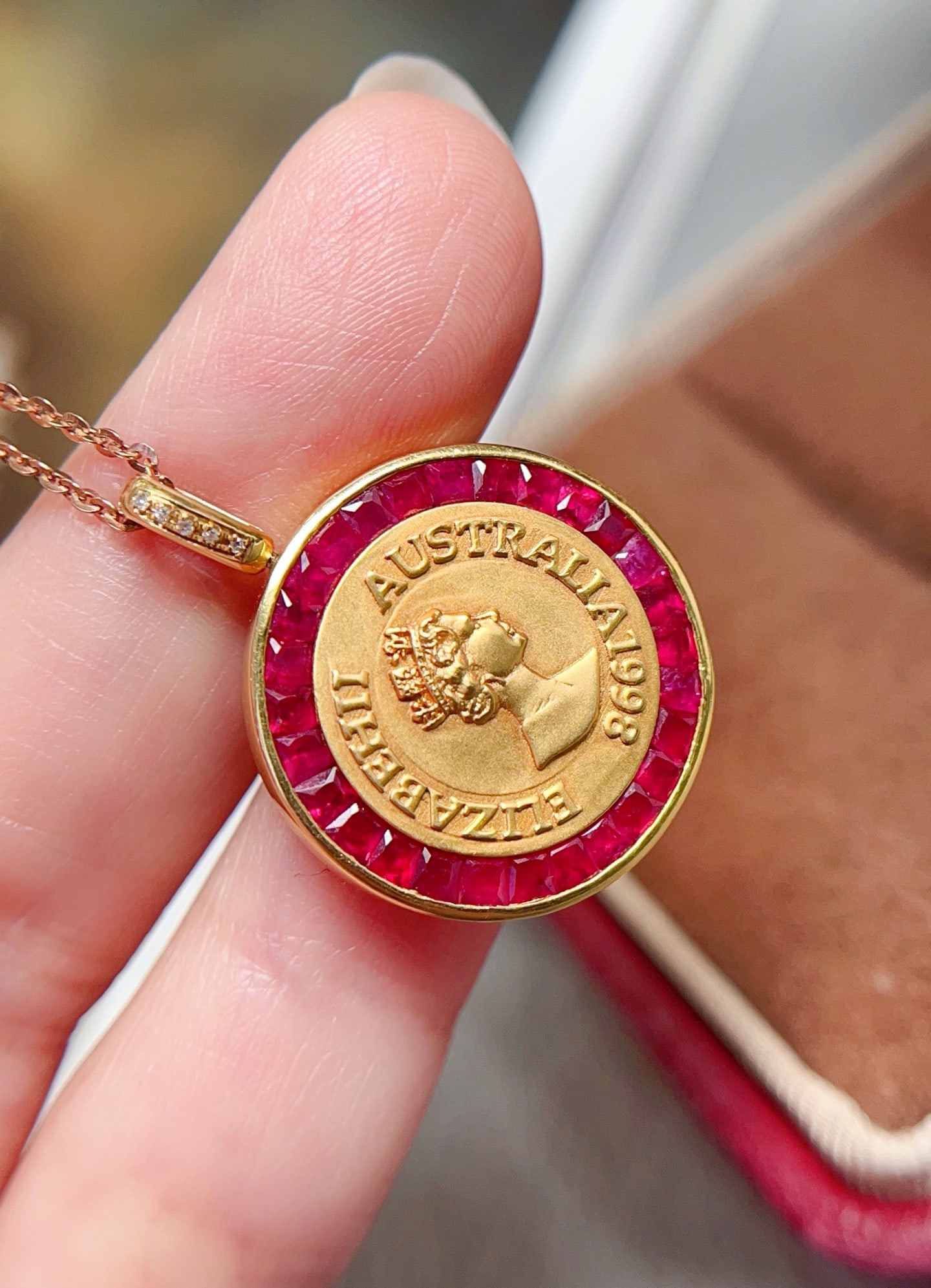 18k Gold Ruby Pendant - 4