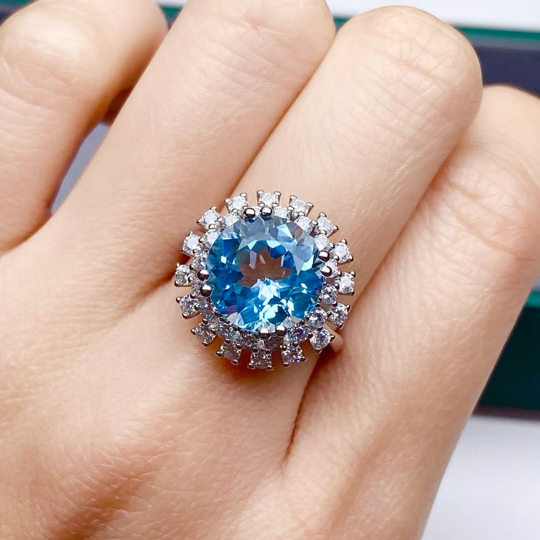 925 Silver Natural Topaz Ring (1 of 4)