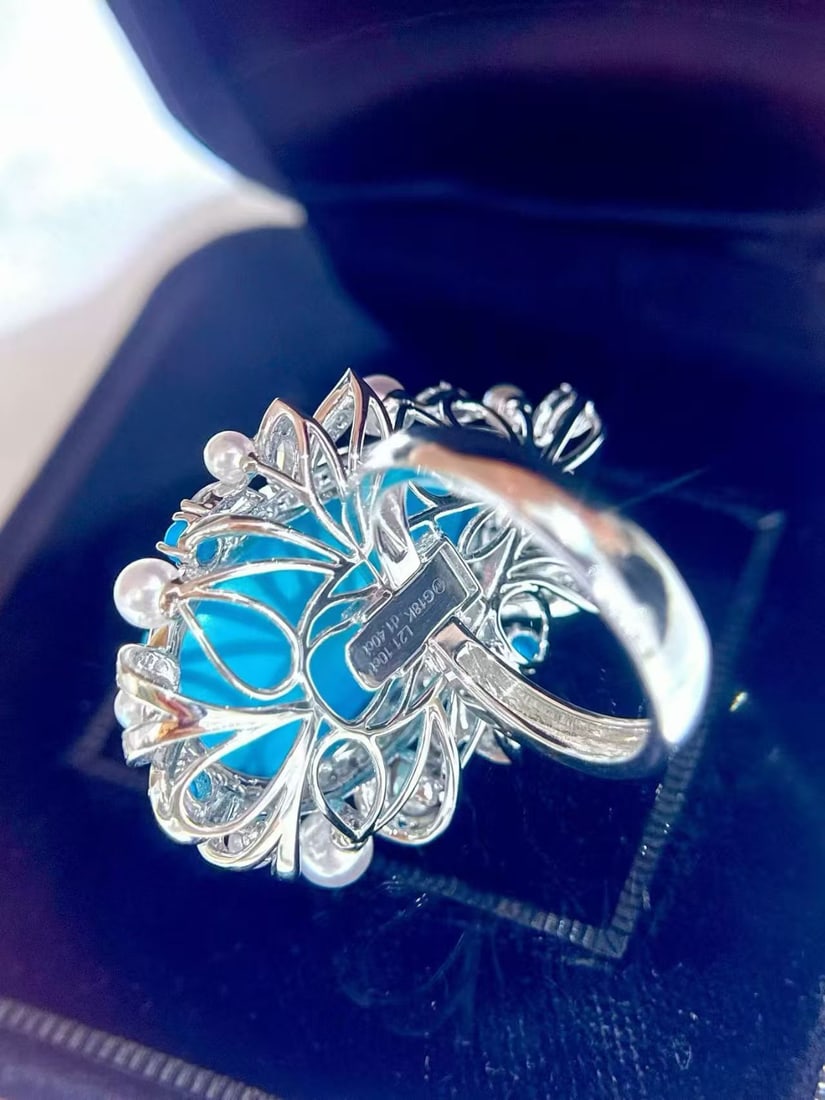 Platinum Turquoise Ring - 9