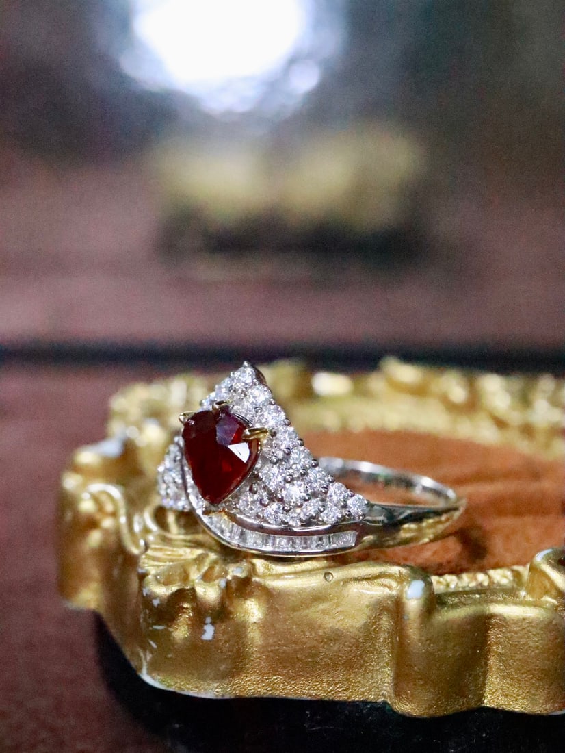 18K gold untreated ruby ring - 2