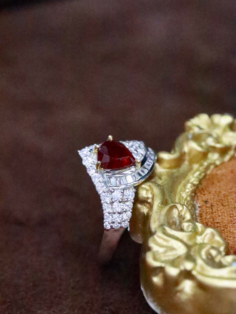 18K gold untreated ruby ring - 3