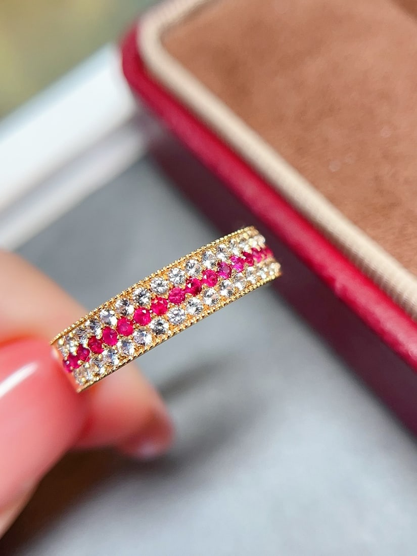 18K Gold Ruby Ring