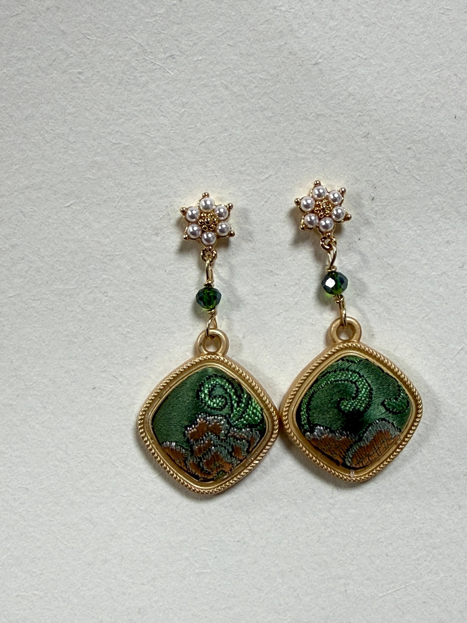 Song Brocade Diamond Shape Earrings (1 of 5)