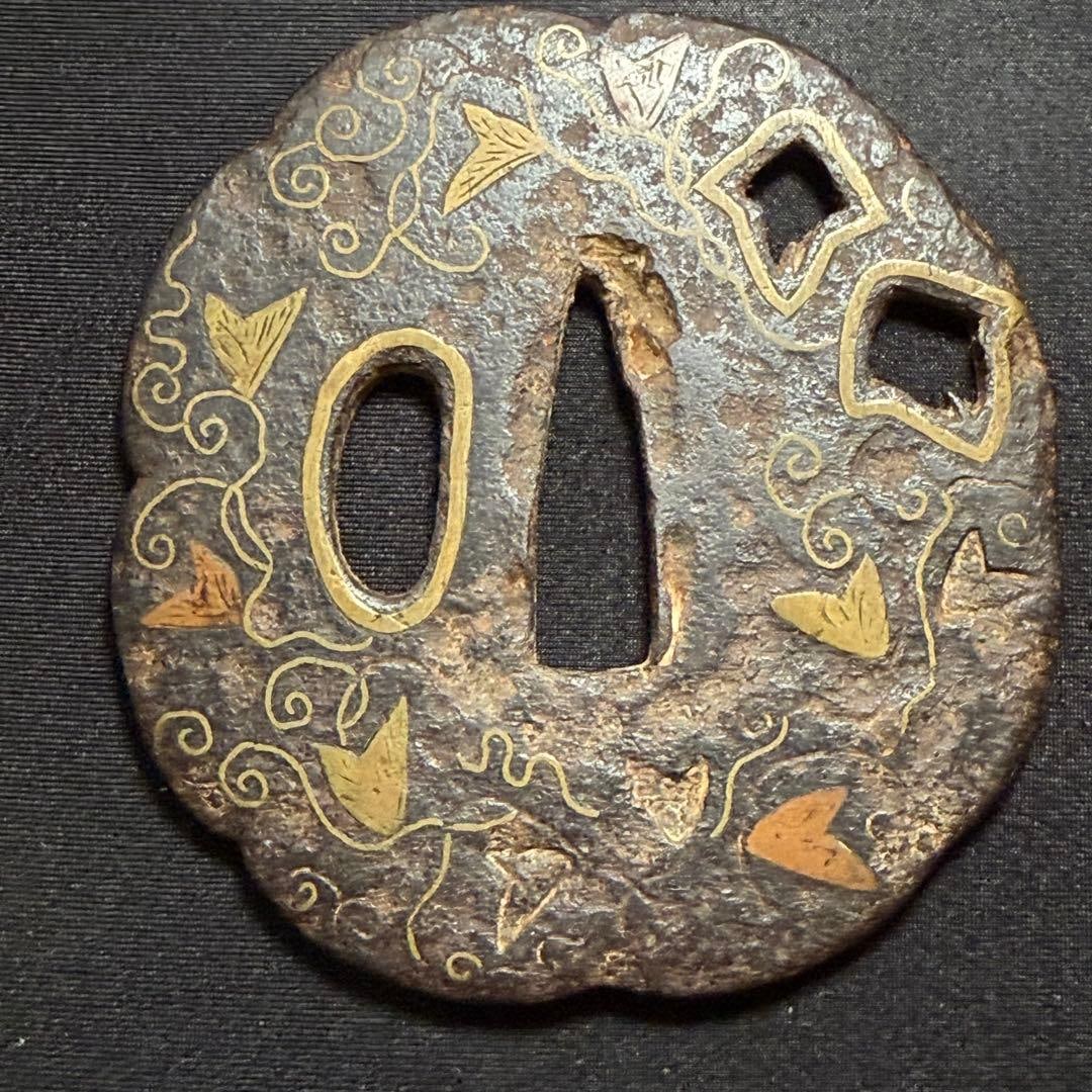 Sword Tsuba – Edo/Sengoku Period – Gold Inlay Work – Art Piece (1 of 4)