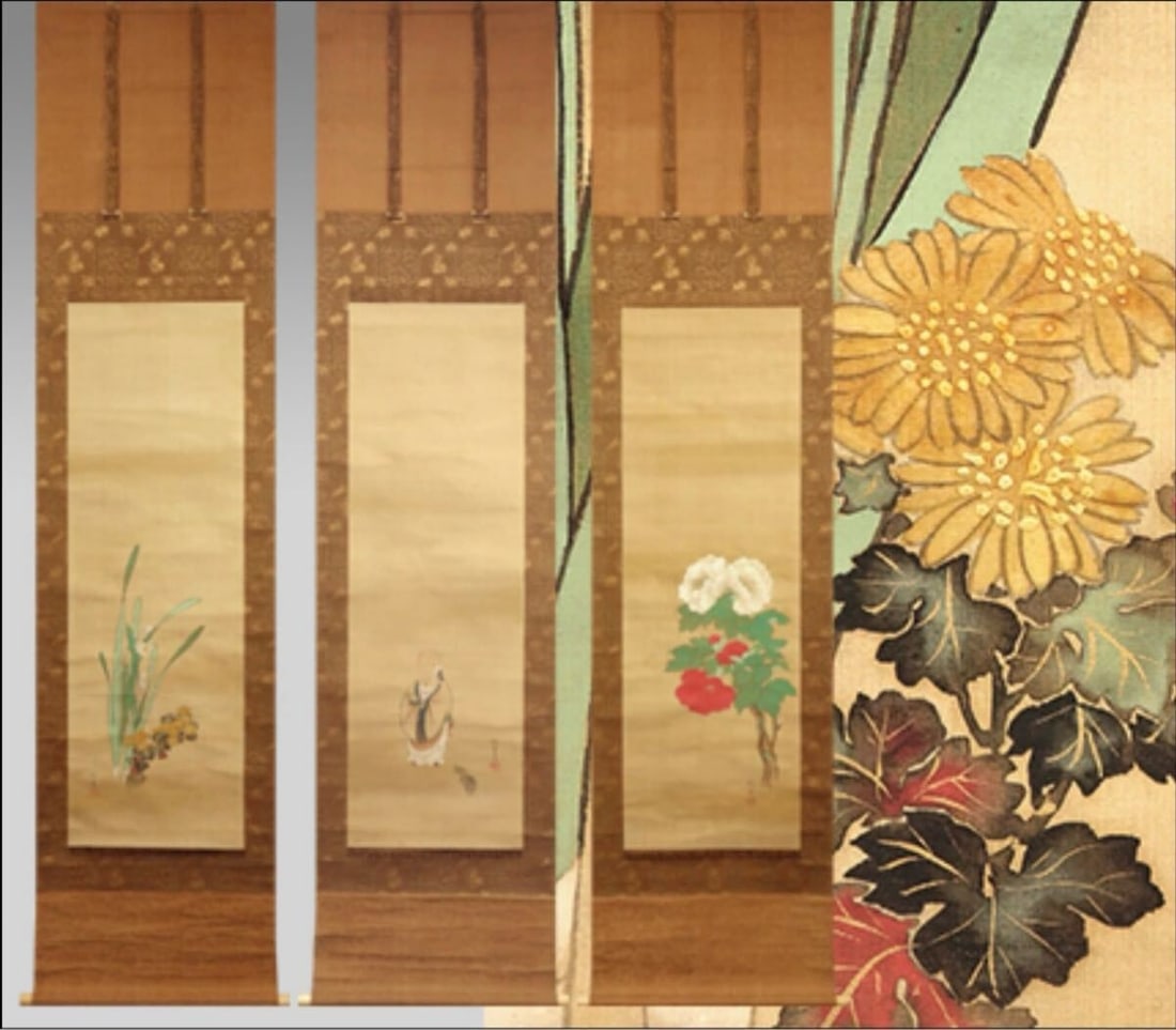 HOitsu Sakai – Triptych on Silk Edo Rimpa Master, Former Mitsui Bank Collection, Certified by: A rare and exquisite original triptych on silk by HOitsu Sakai, featuring the motifs Chrysanthemum & Narcissus, Fukurokuju, and Peony. Sakai HOitsu, a leading figure of the late Edo period, is