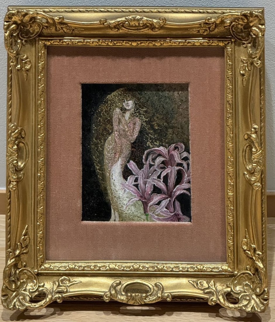 Natsuko Kishida – Female Portrait, Oil & Gold Paint Miniature – Granddaughter of Ryosei: A delicate miniature oil painting by Natsuko Kishida, depicting an elegant female figure with subtle use of gold paint. The piece is unsigned in title but demonstrates refined brushwork and