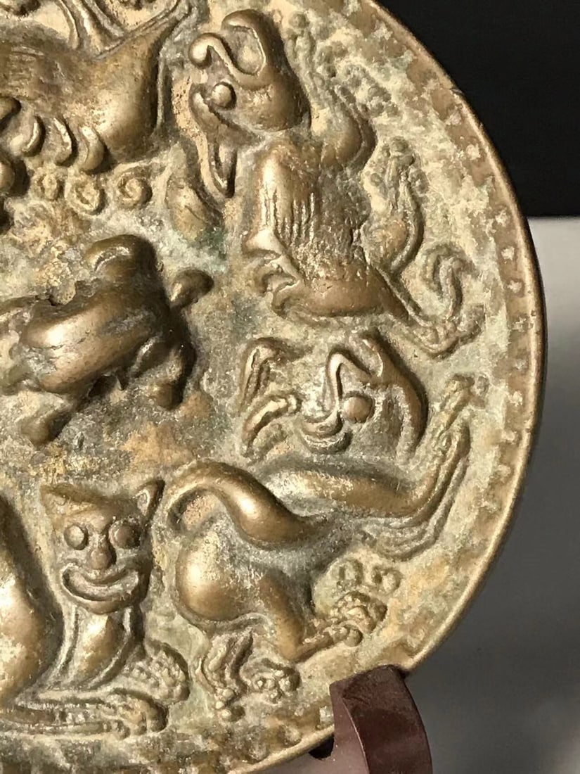 The longevity bronze mirror - 2