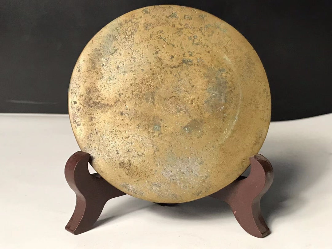 The longevity bronze mirror - 8