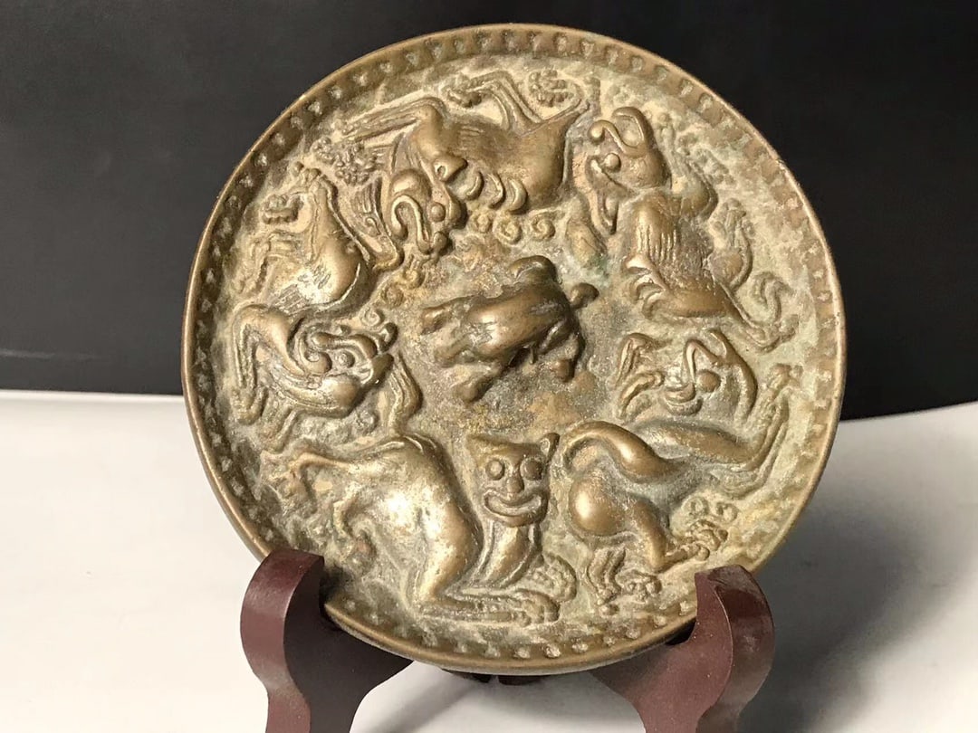 The longevity bronze mirror - 9