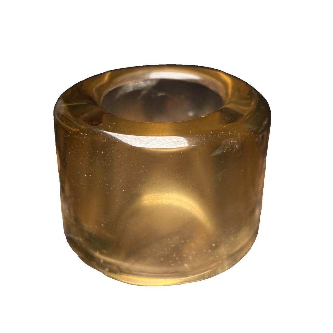 Ming and Qing Dynasty Eight Banners descendants' vintage crystal thumb ring.: This is an antique crystal thumb ring from the Ming and Qing dynasties, once owned by the descendants of the Eight Banners. It has an inner diameter of 22 millimeters, a width of 30 millimeters, and
