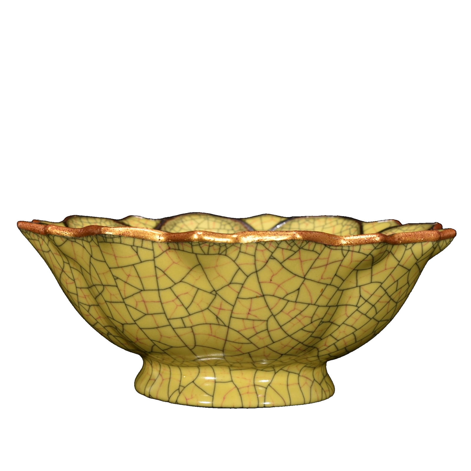Song Ge kiln yellow glazed bowl with inscribed golden dragon pattern on the mouth. (1 of 11)