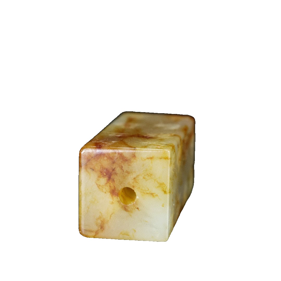 Hotan Jade Seal: This Hetian jade seal features fine jade texture, exquisite carving, perfect color patina, and is crafted using the fine-grained carving technique throughout. It exhibits strong characteristics of its