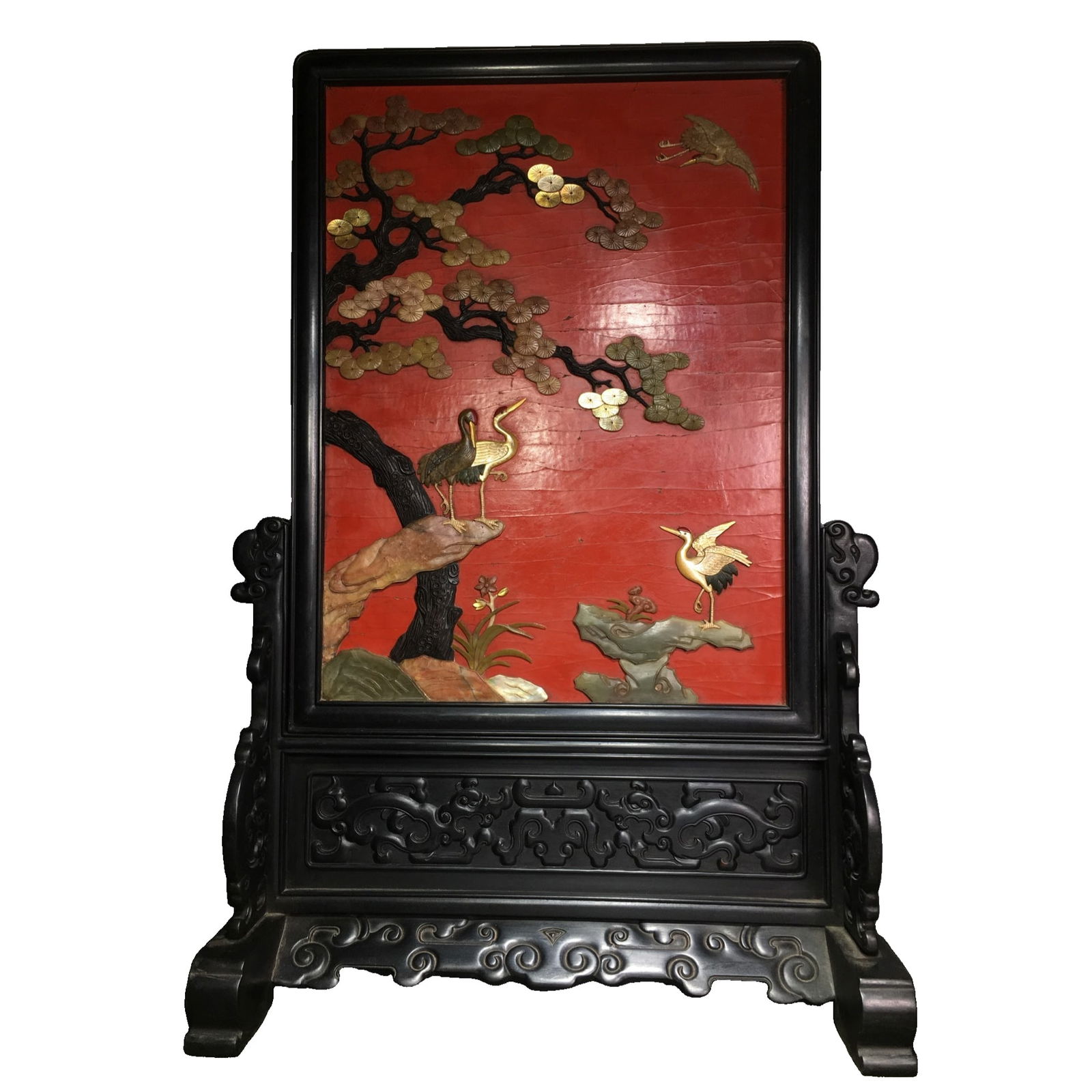 Rosewood frame lacquerware inlaid with multiple treasures screen. (1 of 10)