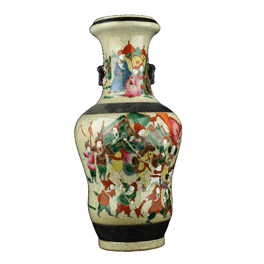 Ming Chenghua crackle-glazed polychrome bottle with a design of warriors on horseback and tiger: This vase for appreciation is a typical model from the Ming Chenghua period, measuring 51x24 centimeters. It has an open mouth, full shoulders, a bulging abdomen, and smooth lines. The glaze adopts th