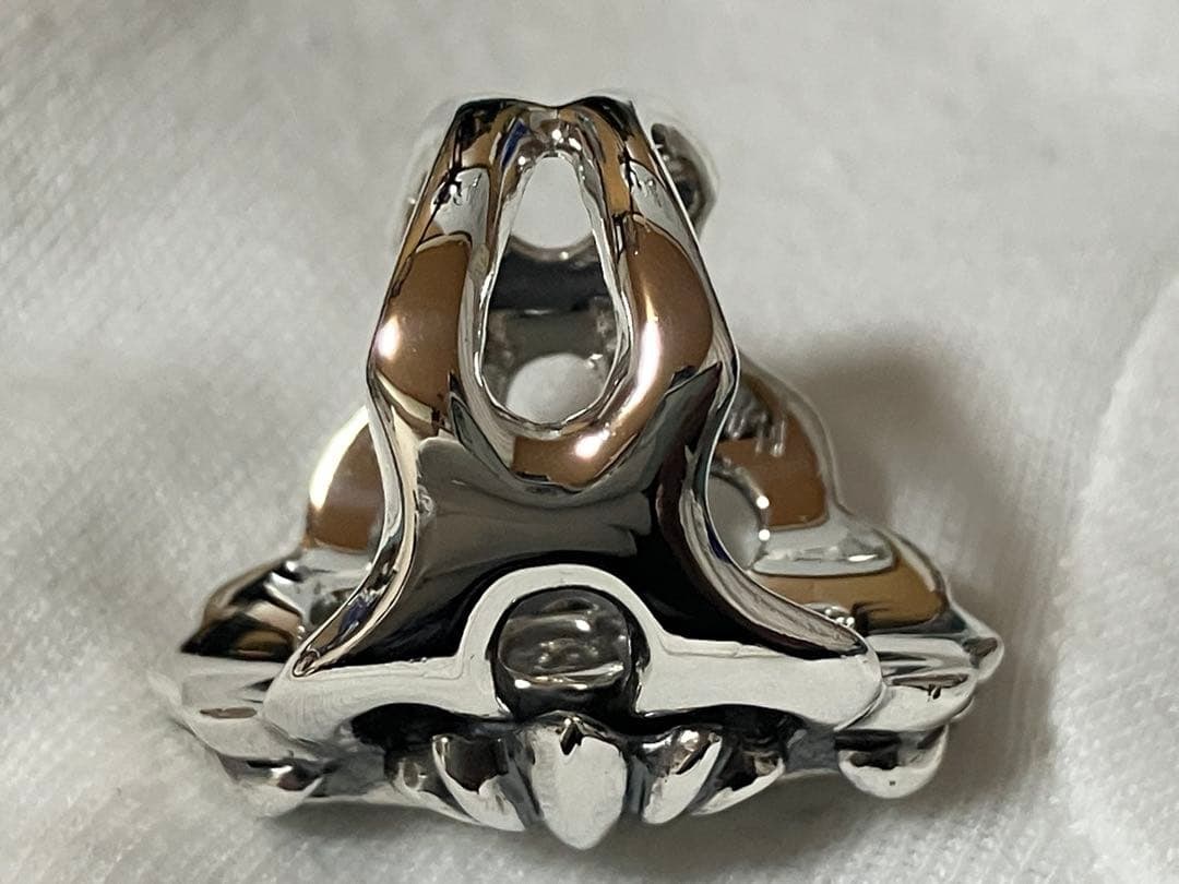 (Second-hand) Silver ring, size 17. - 11