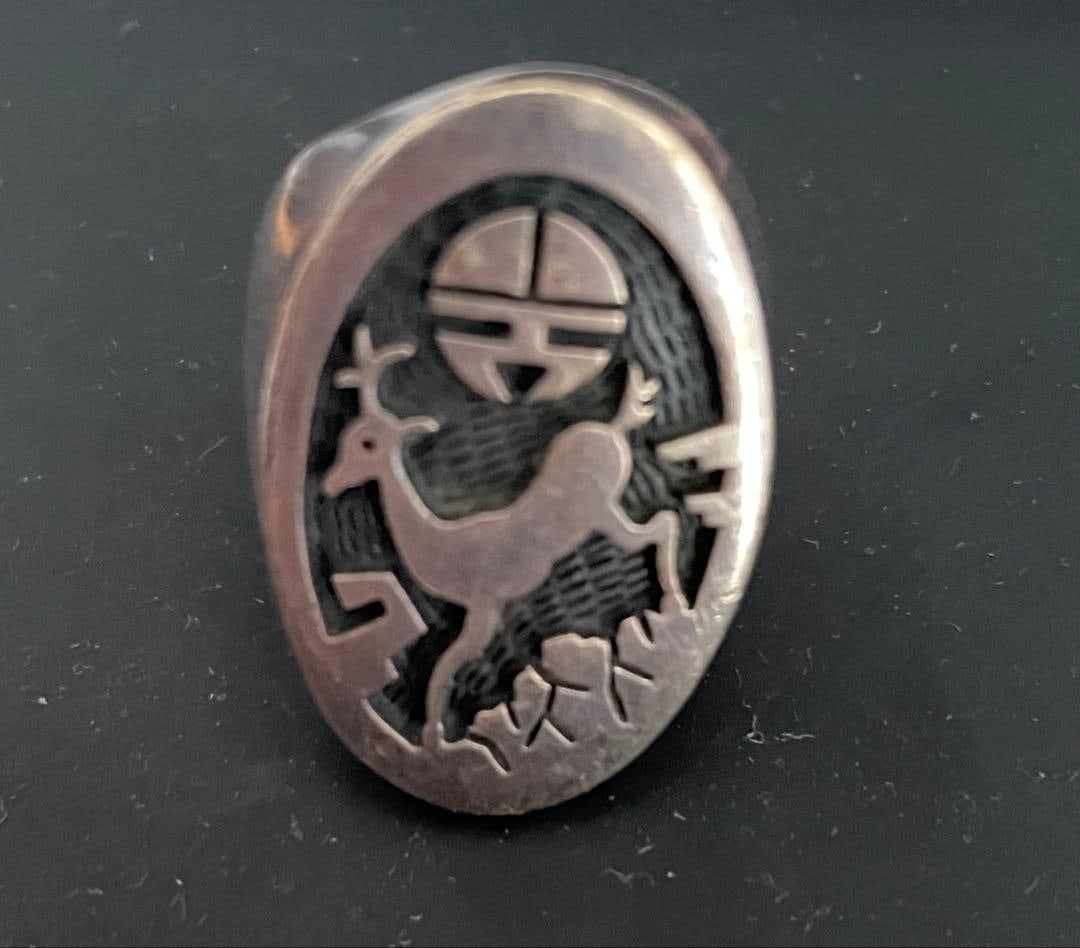 (Second-hand) Indian Hamsa Ring: This is a unique custom ring made of 925 silver. Size is approximately 11.