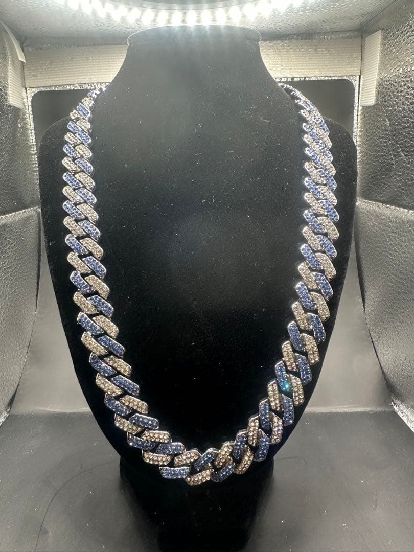 (Second-hand) Zircon Miami Cuban Link Necklace (1 of 3)