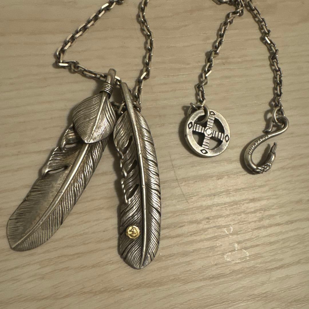 (Second-hand) TADY & KING Jewelry Set Vintage Accessory Collection: Translated: The set features the distinctive style that TADY & KING is known for, combining bold design with a strong presence. It can be worn as a statement accessory and pairs well with various fash