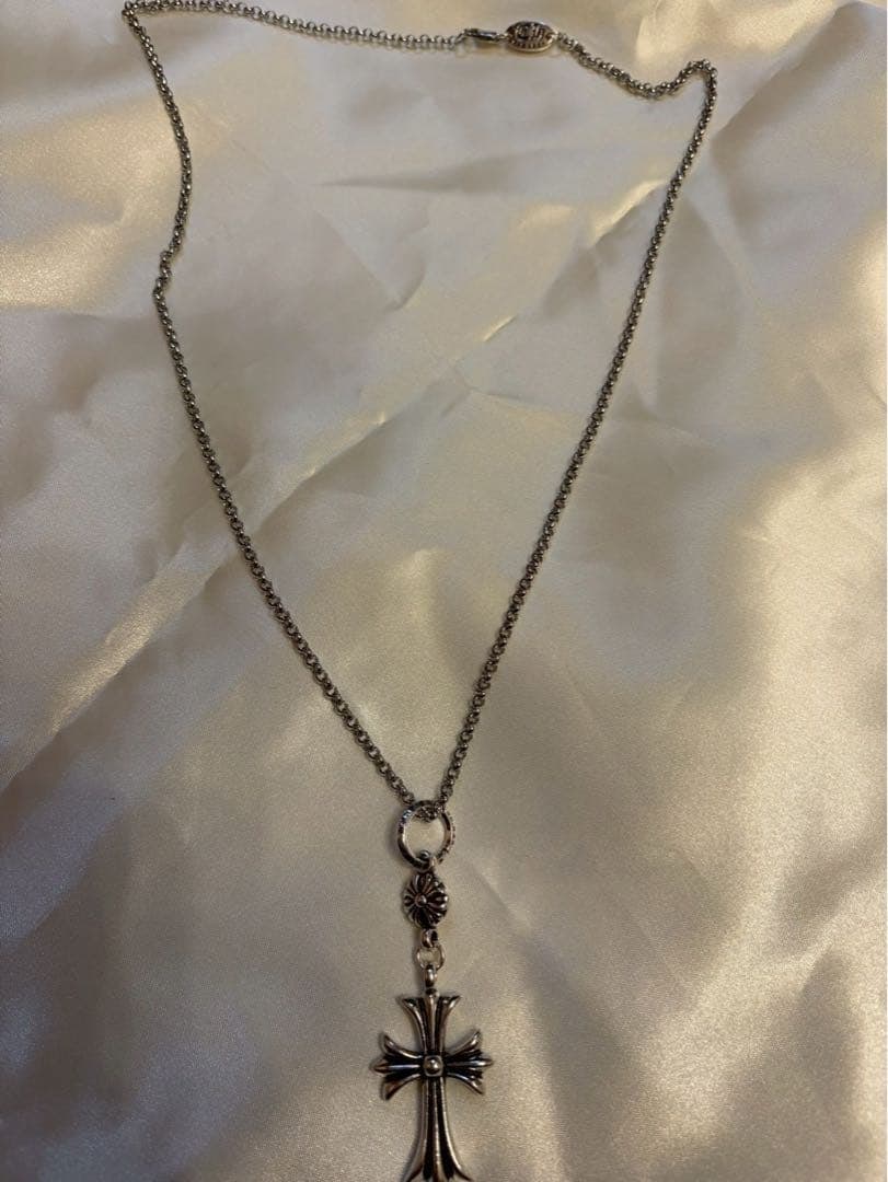 (Second-hand) Silver cross pattern necklace, with silver chain - 13