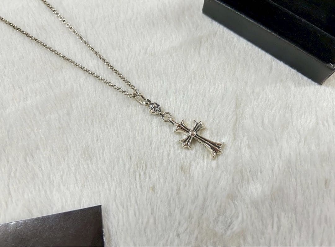 (Second-hand) Silver cross pattern necklace, with silver chain - 5