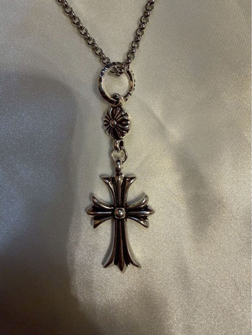 (Second-hand) Silver cross pattern necklace, with silver chain - 9