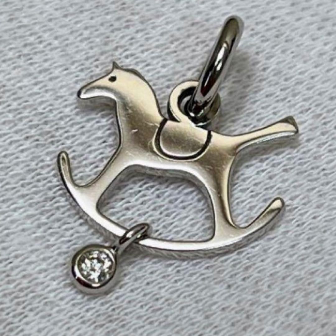 (Second-hand) Hermes Dada platinum pendant, set with one diamond, with an 18K gold chain: Hermès "Dada" This collection is themed around horses, with "Dada" meaning "horse toy" or "horse" in French, making it a typical symbol of Hermès, which originally started as a saddlery workshop.