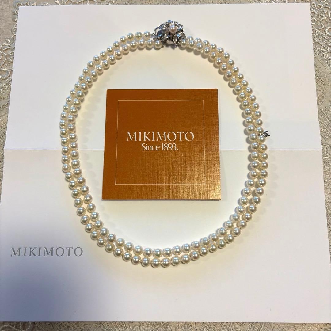 (Second-hand) Mikimoto Akoya Double Strand Necklace: Mikimoto Akoya Double Strand Necklace, 6.0-6.5mm, 14K Gold, with M Pendant (18K) Mikimoto Akoya Pearl Double Strand Necklace Approximately 6mm to 6.5mm Outer diameter 48 cm Inner diameter 45.5 cm 14K