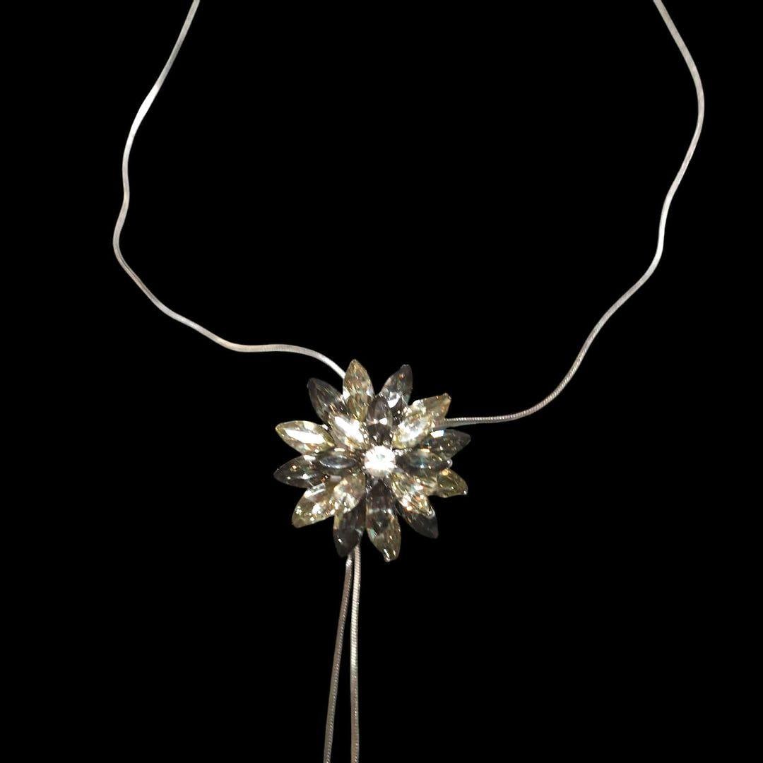 (Second-hand) Crystal necklace - 2