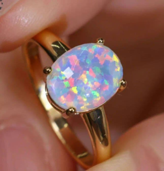 (Second-hand) Opal ring, size 16: Opal ring, size 16