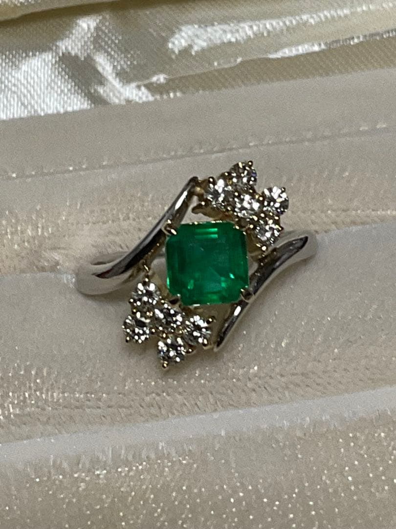 (Second-hand) PT900K18 Emerald Diamond Combination Ring - 2