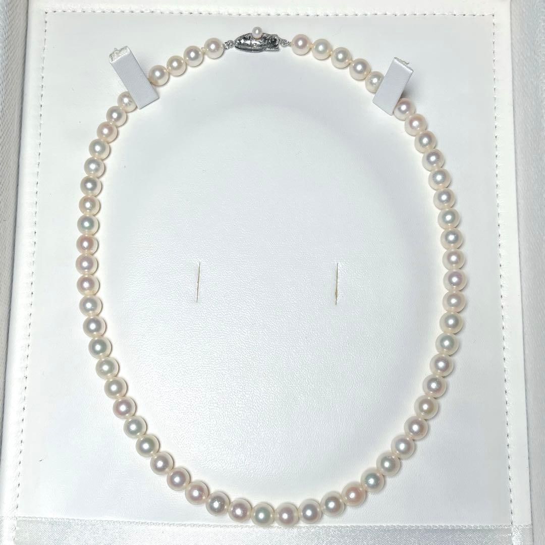 (Second-hand) Akoya Pearl Necklace: Akoya Pearl Necklace, lustrous like jade pearls, crystal clear Dimensions Bead diameter: approximately 6.0-6.5 millimeters Wearing length: approximately 39.5 centimeters Bead shape: round Marked as