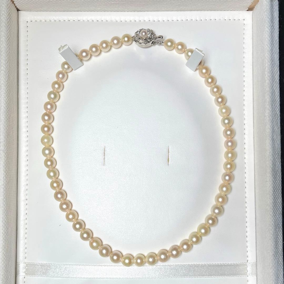 (Second-hand) Akoya Pearl Necklace: Akoya Pearl Necklace Bead diameter: approximately 6.9-7.2 mm Length when worn: approximately 40 cm Bead shape: round