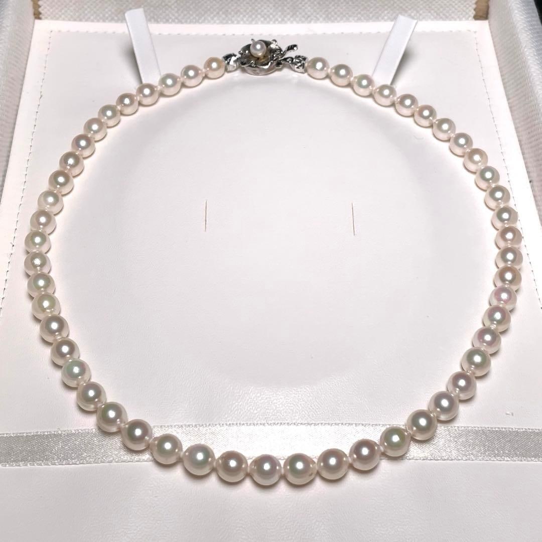 (Second-hand) Pearl necklace (1 of 6)