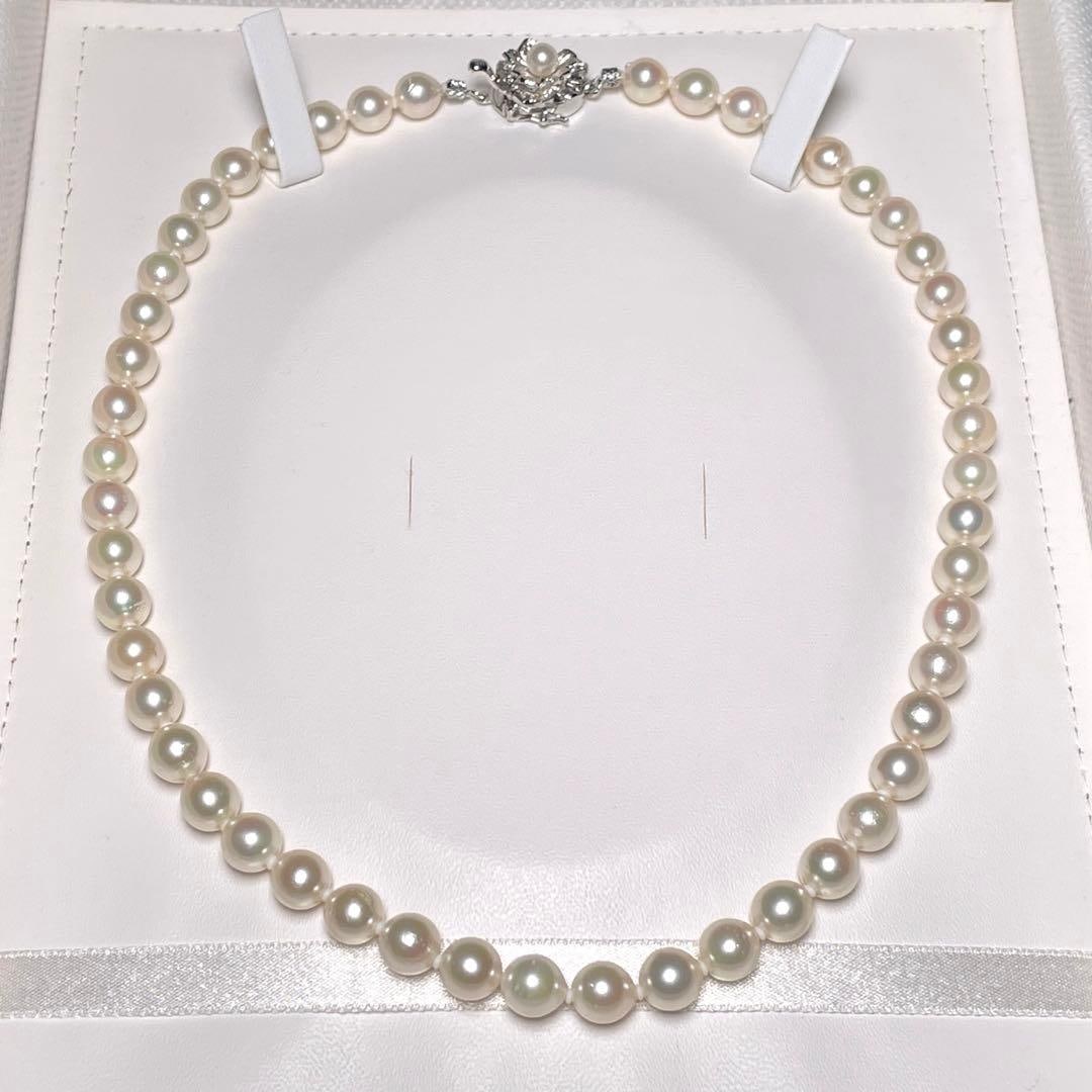 (Second-hand) Pearl necklace: Pearl Necklace Bead diameter: approximately 7.0-7.5 millimeters Length when worn: approximately 42.7 centimeters Bead shape: semi-round Marked as silver