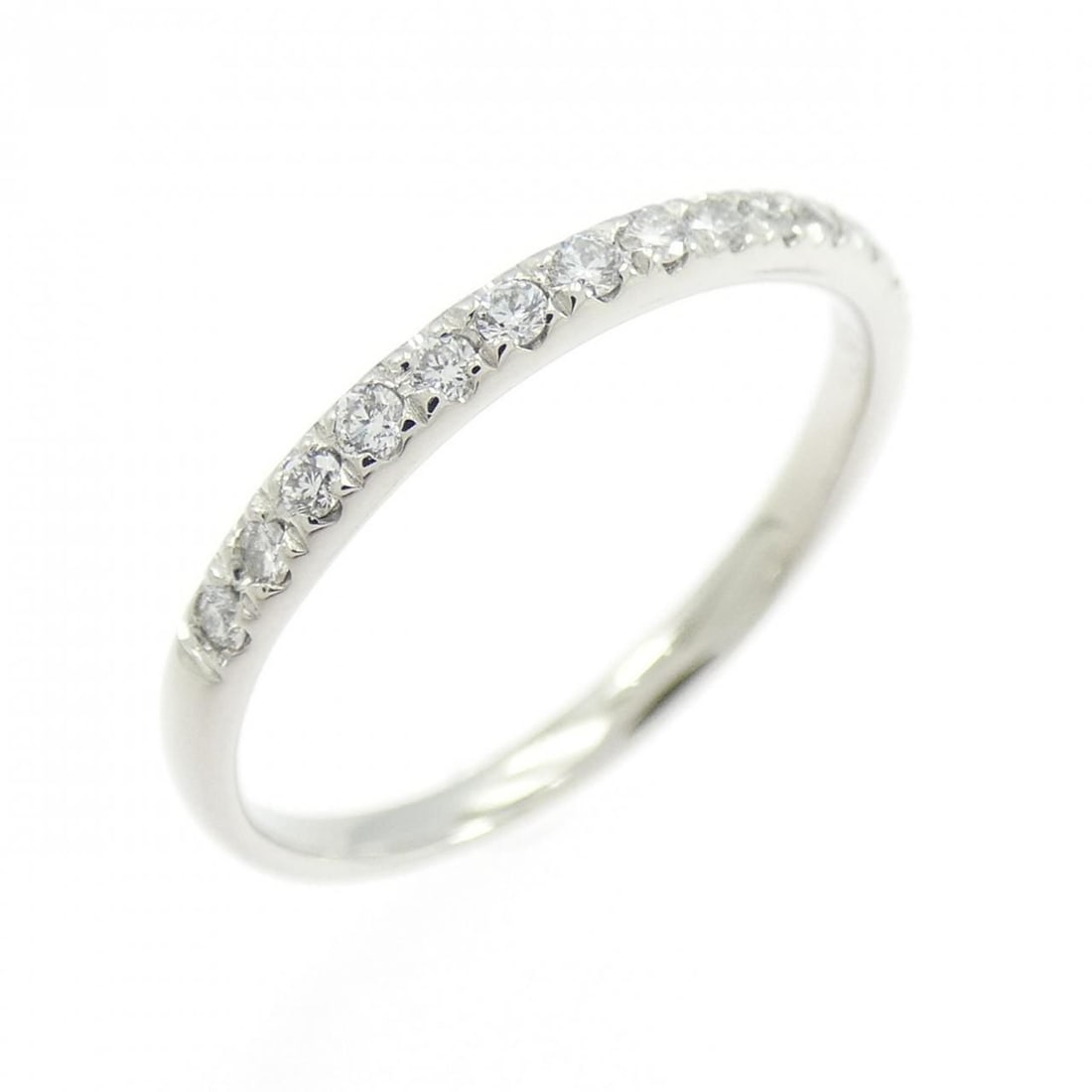 (Second-hand) Xingguang Jewelry Diamond Ring 0.13 carats: [Product Name] Starlight Jewelry Diamond Ring 0.13 Carat [Material] Platinum 950 Size: 10 [Actual Size] Maximum Width Approximately: 1.7mm [Gemstone] Diamond 0.13 Carat [Weight] Approximately 1.9g