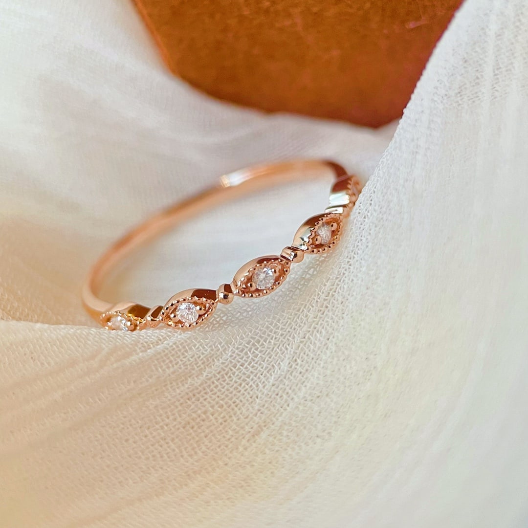 18K Gold Diamond Ring - 4