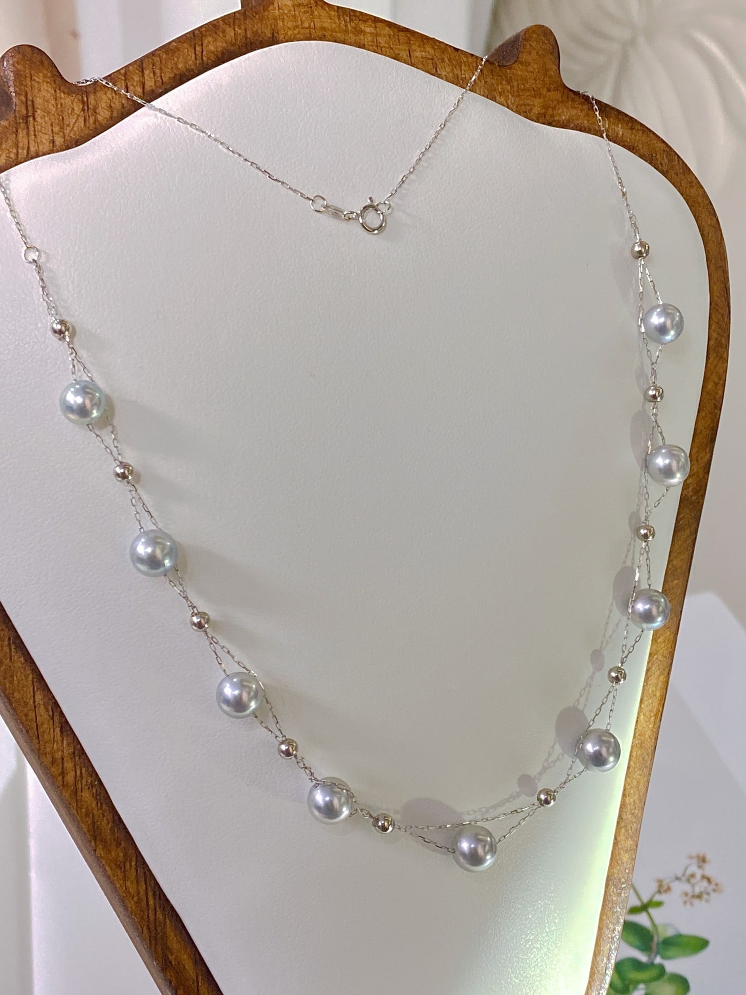 18K Gold Pearl Necklace (1 of 3)